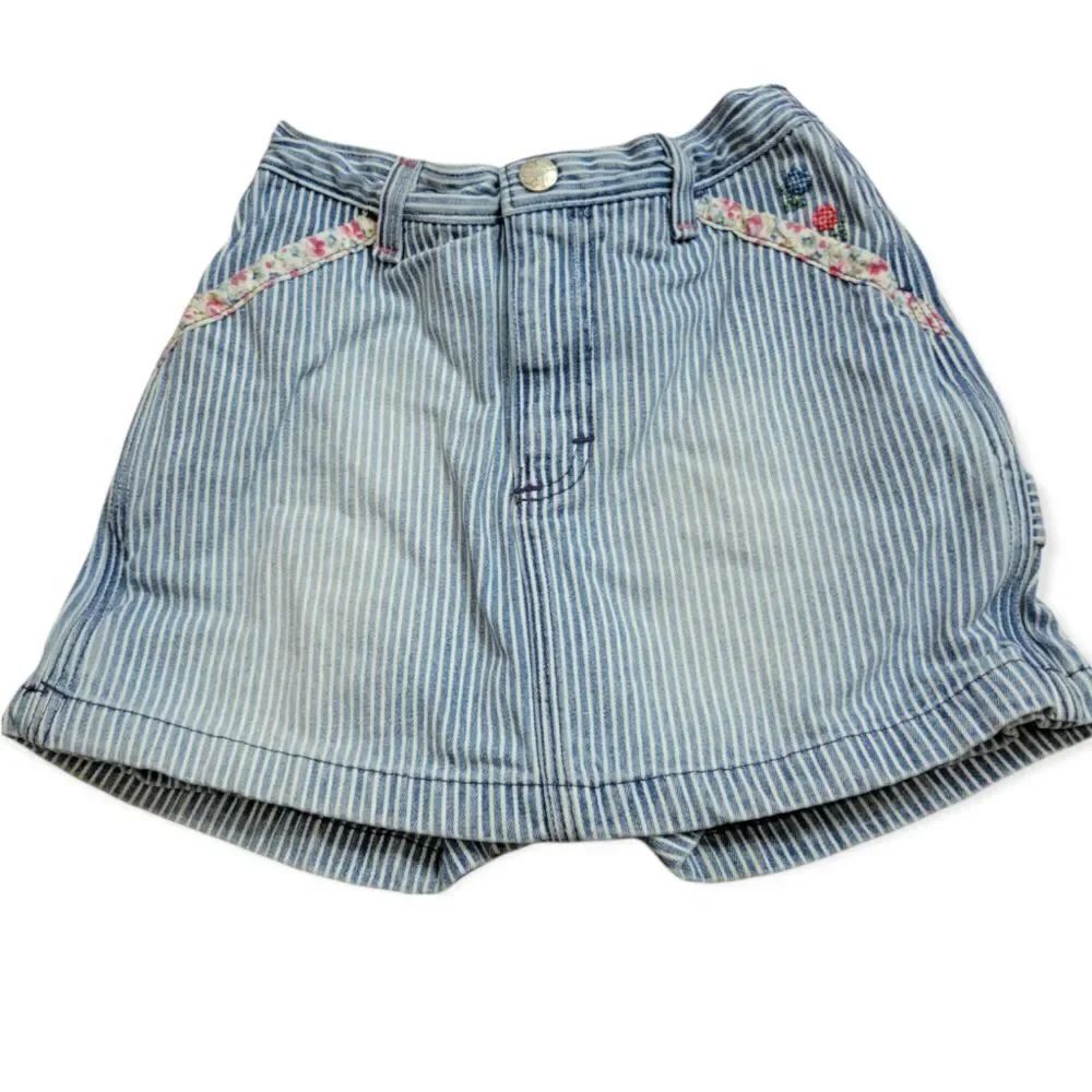 OshKosh stripped denim skort XS